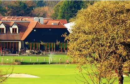 The Rayleigh Club - photo 2