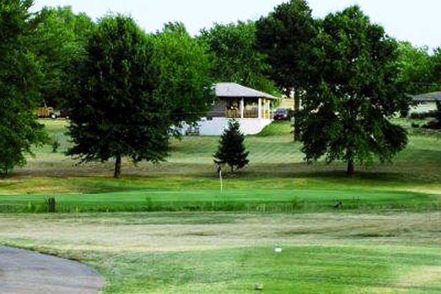 Sullivan Golf Course - photo 6