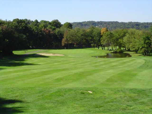 Crestbrook Park Golf Course - photo 4