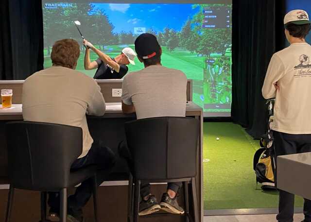 Swing Golf Lounge - photo 2