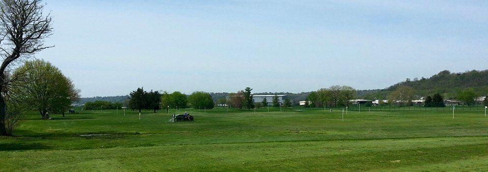 Reeves Par 3 Golf Course - photo 3