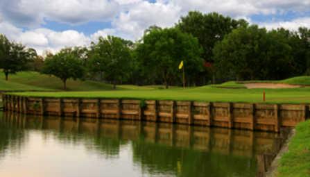 Raveneaux Country Club - photo 3