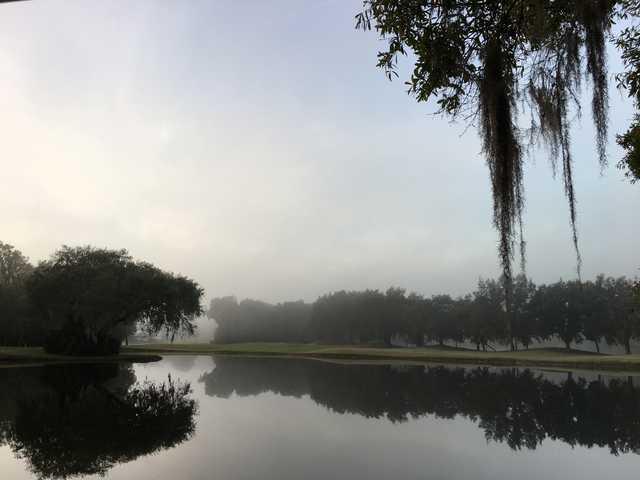 Crescent Oaks Country Club