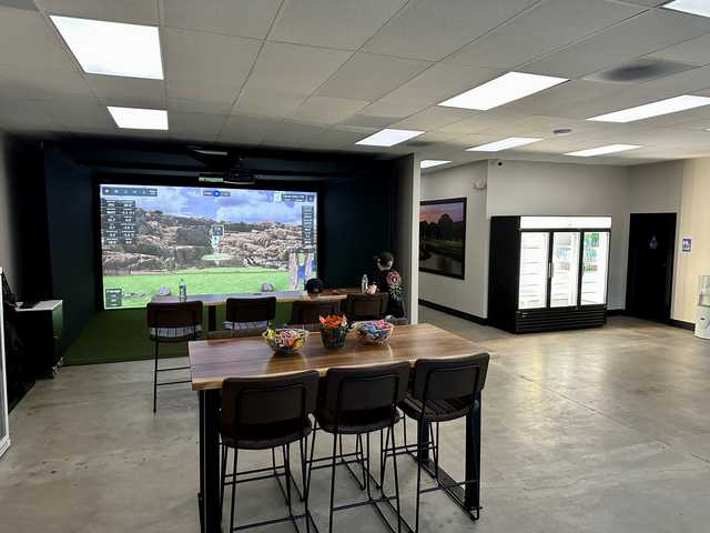 The Birdhouse Indoor Golf - photo 3