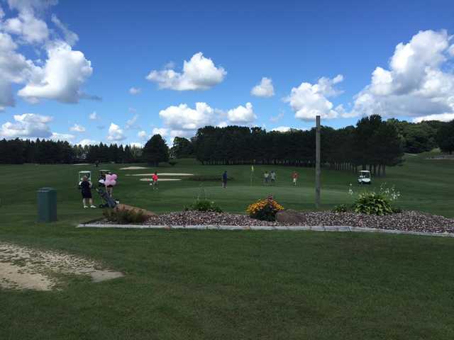 Pine Crest Golf Course - photo 2