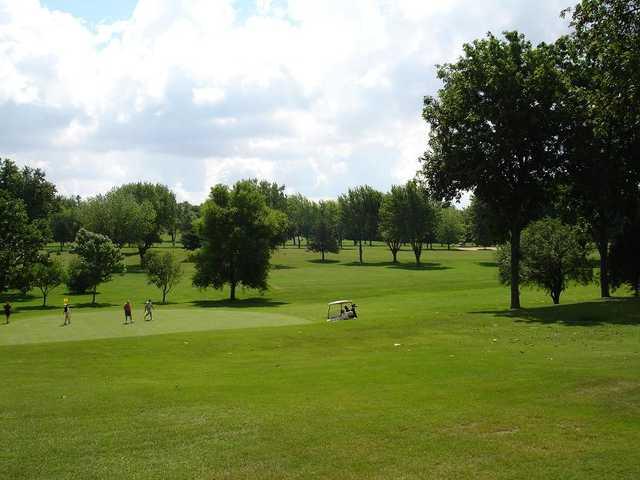 Paganica Golf Club - photo 1
