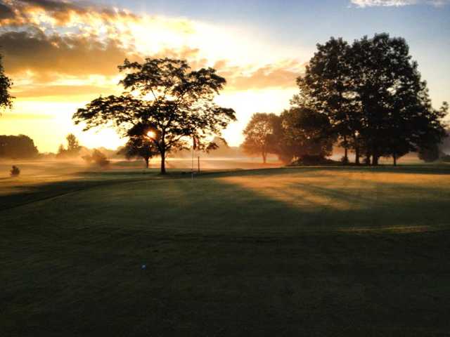 Hickory Knoll Golf Course