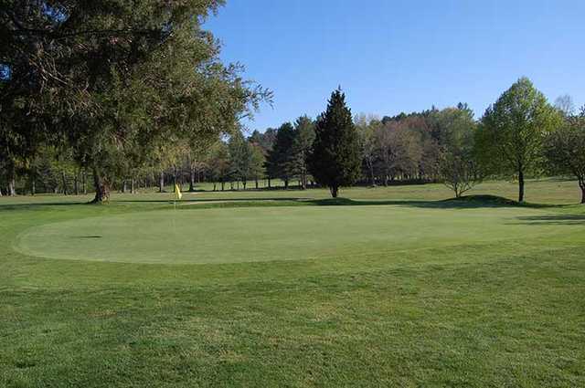 Amesbury Golf & Country Club - photo 3