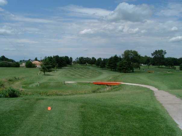 Hubbard Trail Golf & Country Club