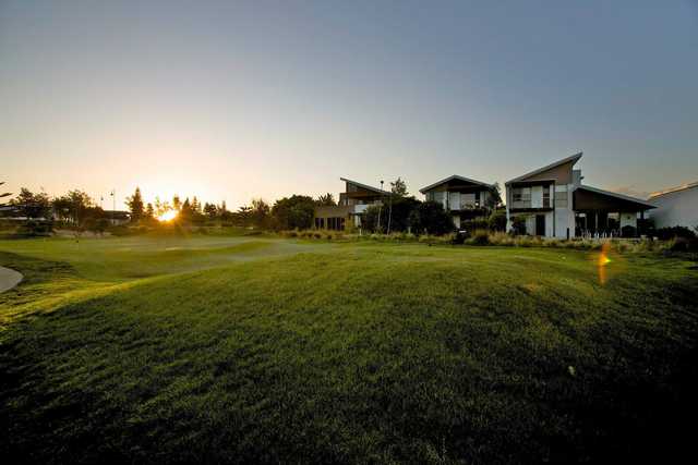 Magenta Shores Golf & Country Club - photo 2
