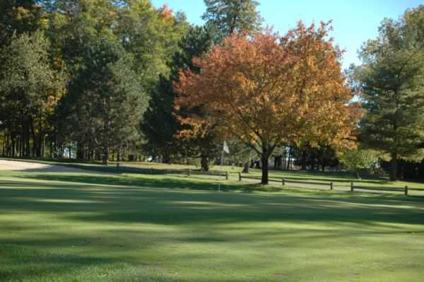 Whispering Willows Golf Course - photo 6