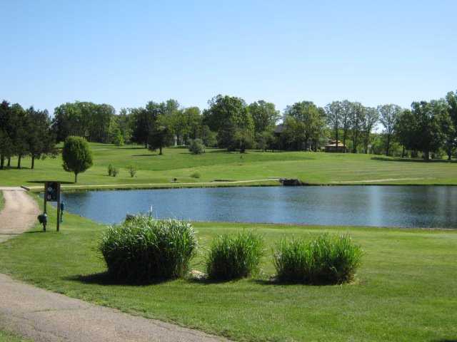 Oak Meadow Country Club - photo 2