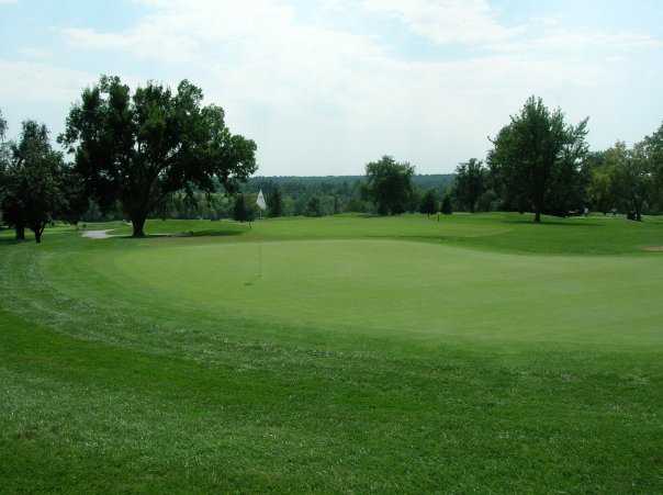 Royal Meadows Golf Course - photo 6