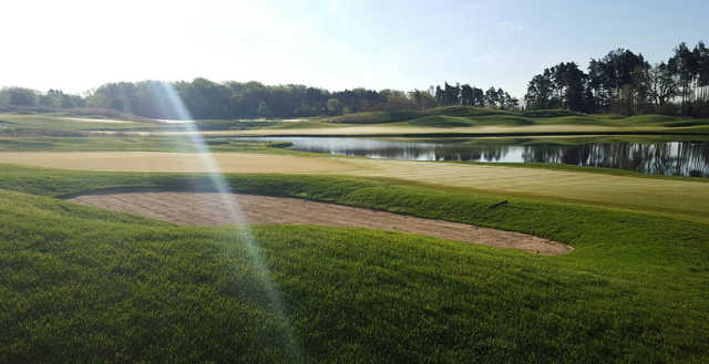 The Ivanhoe Club - photo 1