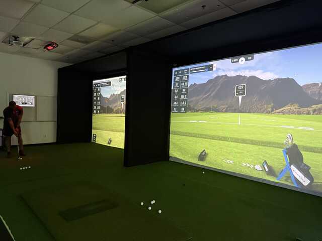 Easley Golf Lounge