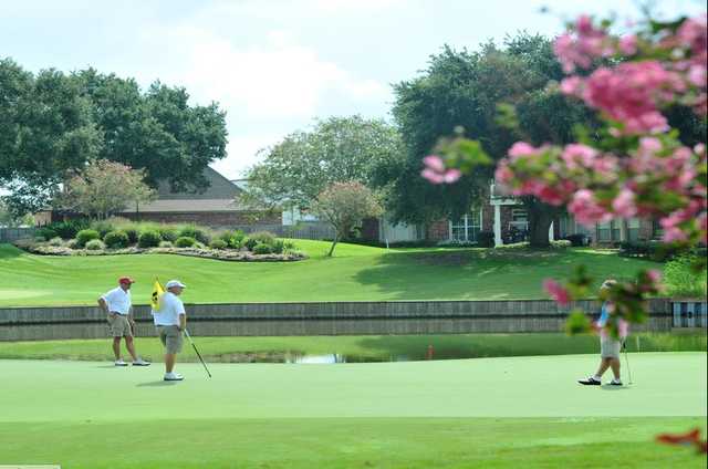 Le Triomphe Golf & Country Club - photo 2