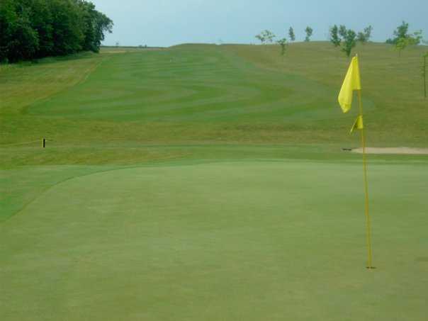 Rolling Hills Golf Course - photo 4