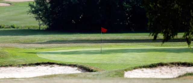 Whitewebbs Golf Club - photo 2