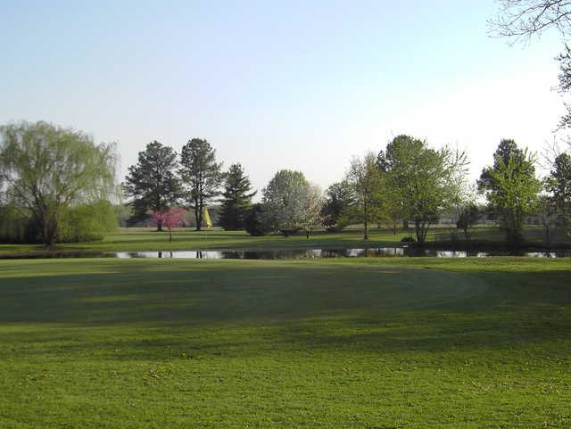 East Fork Par-3 Golf Course - photo 2