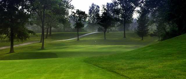 Neumann Golf Course - photo 1