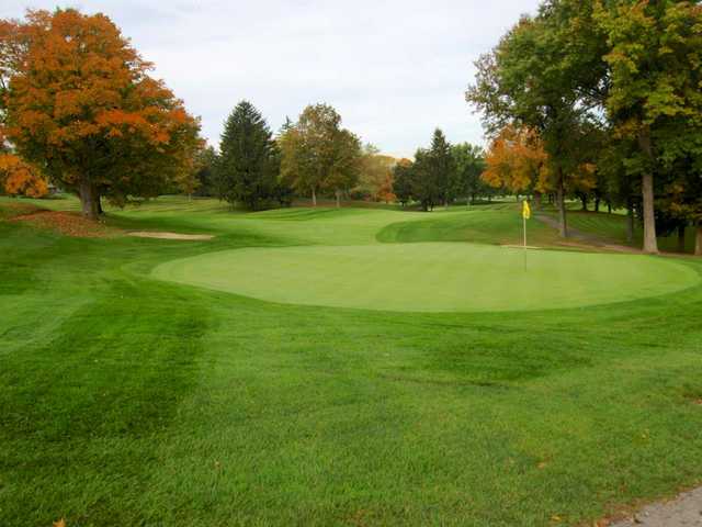 Bellevue Country Club - photo 2