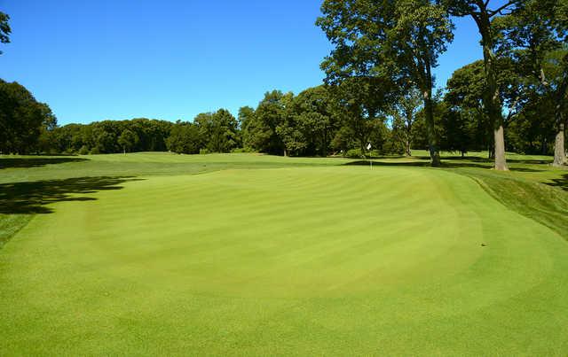 North Shore Country Club