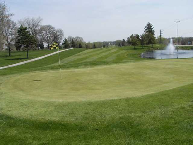 Cardinal Creek Golf Course - photo 3
