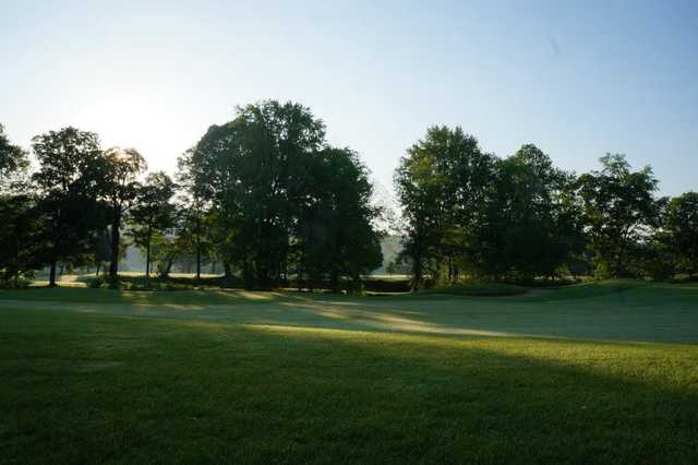 Bretwood Golf Course - photo 2