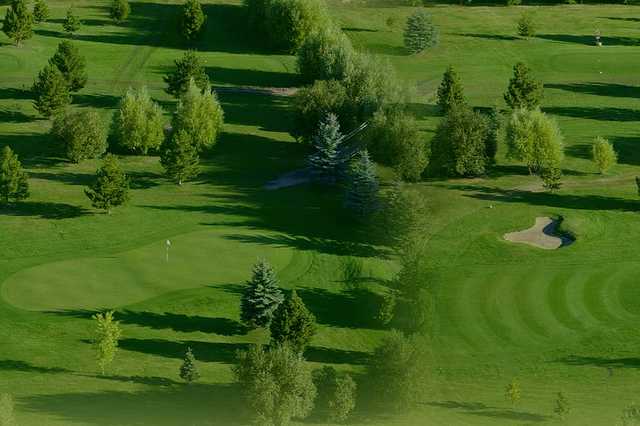 Meadowlands Golf Club - photo 2