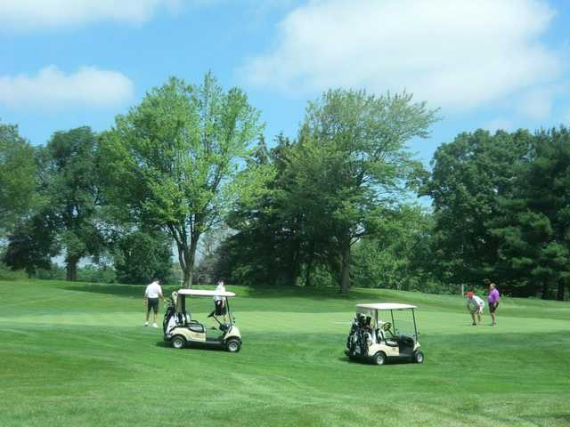 Gull Lake Country Club - photo 2