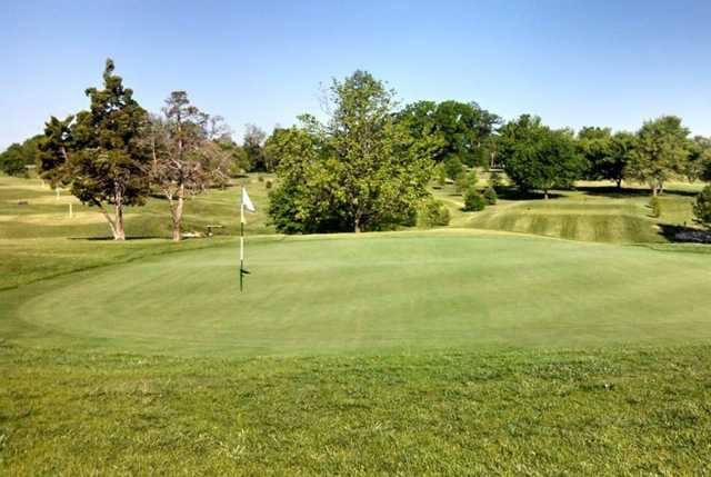 The Highlands Golf and Tennis Center at Forest Park - photo 3