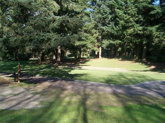 Hat Island Golf Club