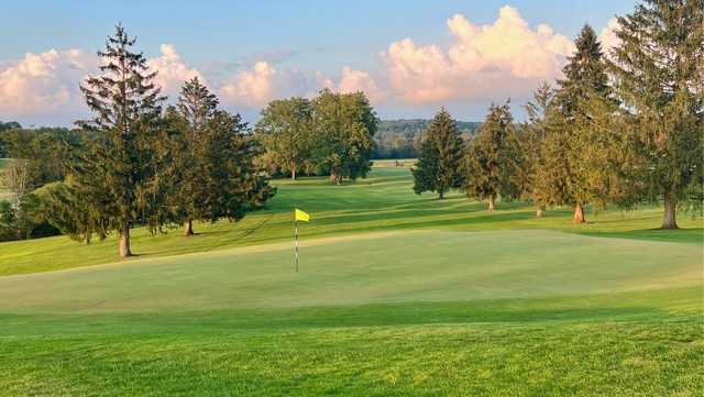 Vernon View Golf Course - photo 3