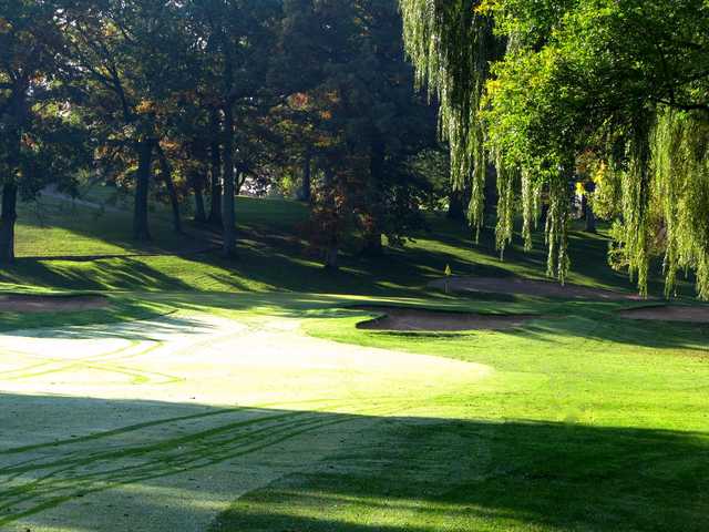 Merrill Hills Country Club - photo 2