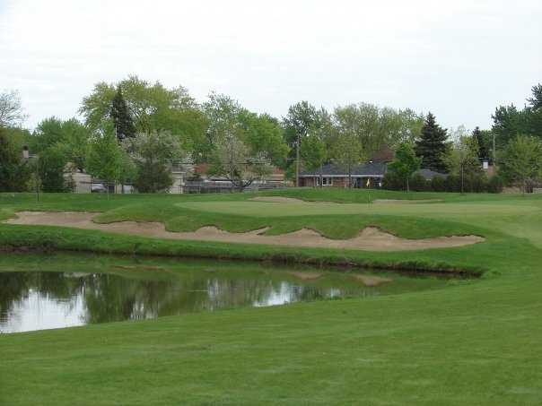 Addison Links & Tees Golf Facility - photo 2