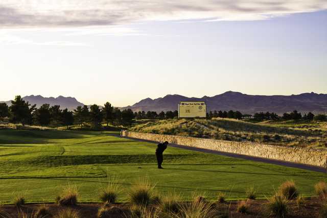 Royal Links Golf Club - photo 2