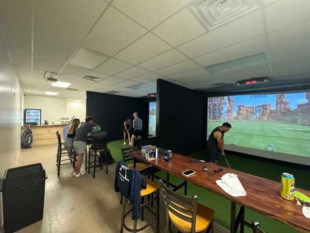 Iron Throne Indoor Golf Club - photo 2
