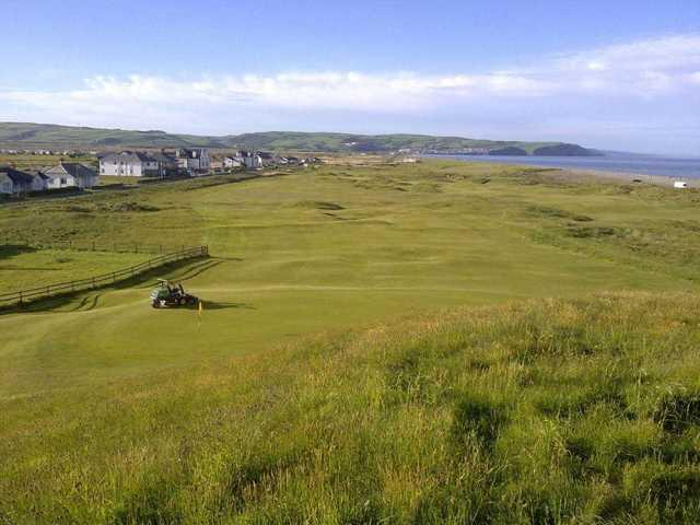 Borth & Ynyslas Golf Club