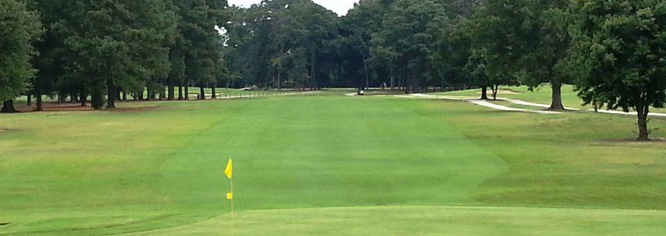 Sewell's Point Golf Course - photo 3