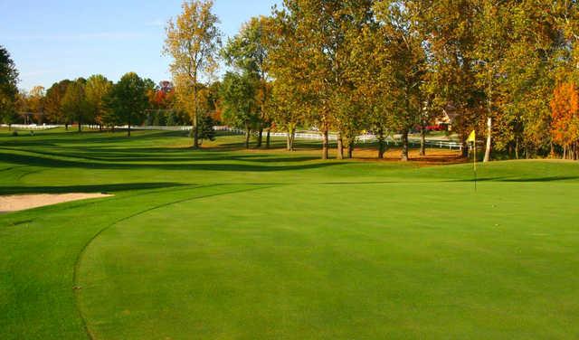 Harbour Trees Golf Club