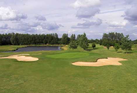Chelsfield Lakes Golf Club - photo 4