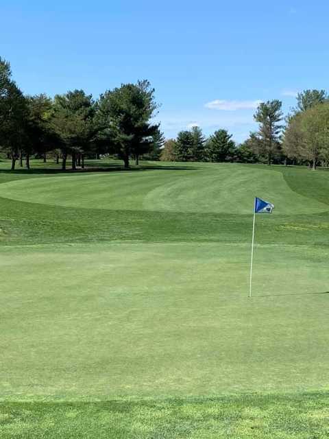 Woodford Lakes Golf Club - photo 4