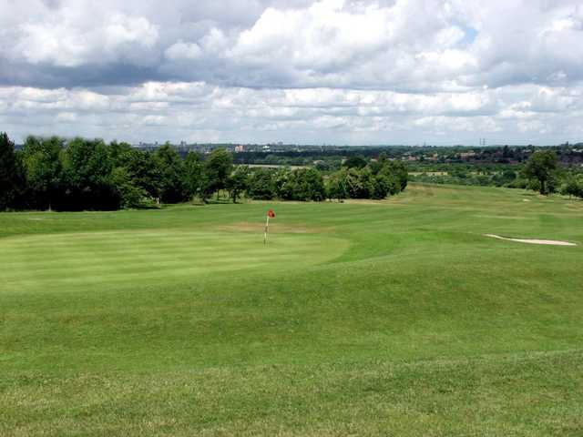 Hilltop (ENG) Golf Course - photo 3