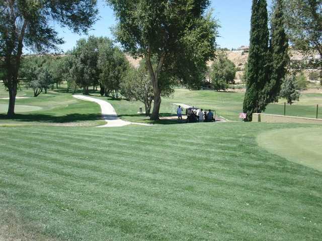 Hesperia Golf and Country Club - photo 2