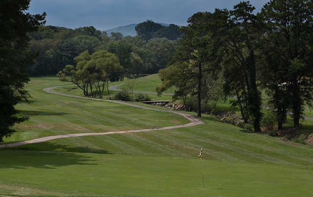 Crowne Plaza Golf Resort 9 HOLE - photo 2
