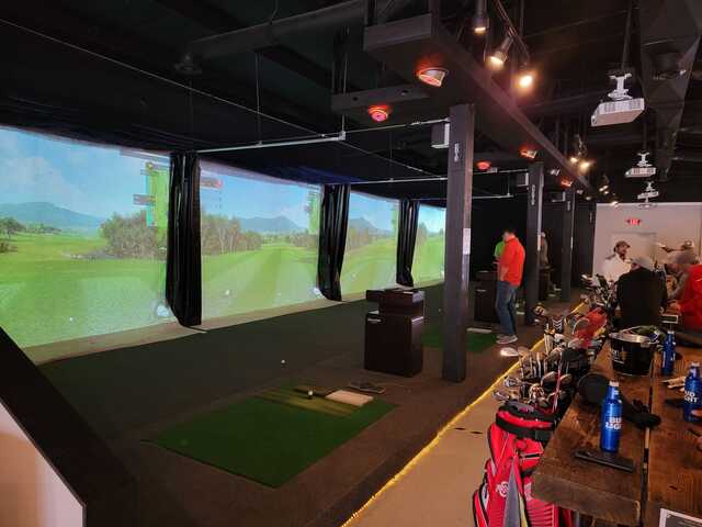 Coastal Swing Golf & Bar - Sandusky - photo 2