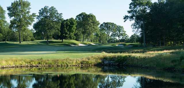 Rolling Hills Country Club