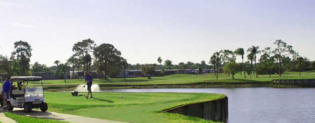 Six Lakes Country Club - photo 2