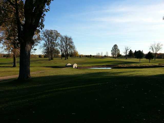 Tagalong Golf Course - photo 2