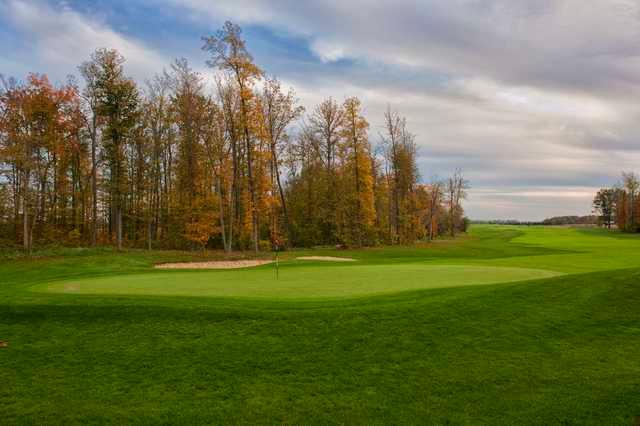 Red Hawk Run Golf Club - photo 2